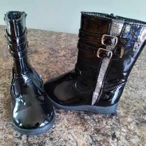 Toddler Shinny black boots Size 5